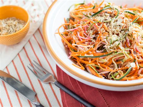 Spiralized Veggie Salad Mirage Margarine