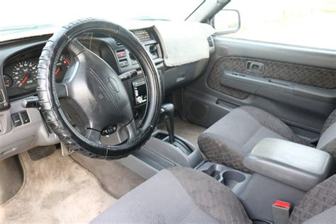 Whether you're looking for better lighting performance on a budget nissan xterra 2000, zevo led bulbs by sylvania®. 2000 Nissan Xterra - Interior Pictures - CarGurus