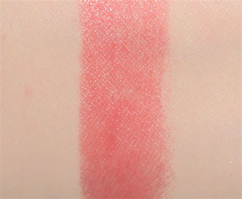 Guerlain Blossom Kiss 129 Kisskiss Shine Bloom Lipstick Balm Review