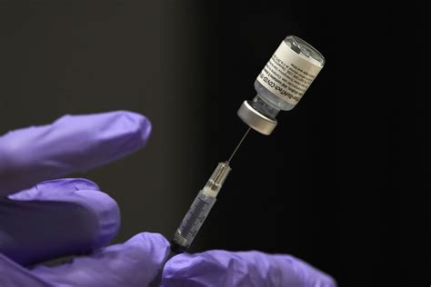 Fda Gives Approval For Syringes To Extract An Extra Dose From Vials Of