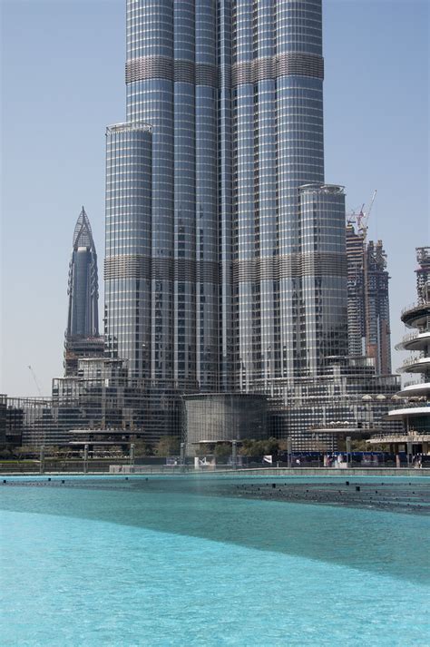 Dsc9676 The Base Of The Burj Khalifa In Dubai Pictures C Flickr