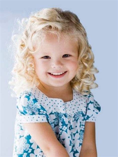It always looks cool and classy to your little angle. Short Hairstyles for Little Girl | Kids Hairstyle Haircut ...