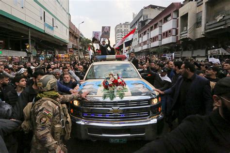 In Pictures Mourners March In Baghdad Funeral For Soleimani Iraq