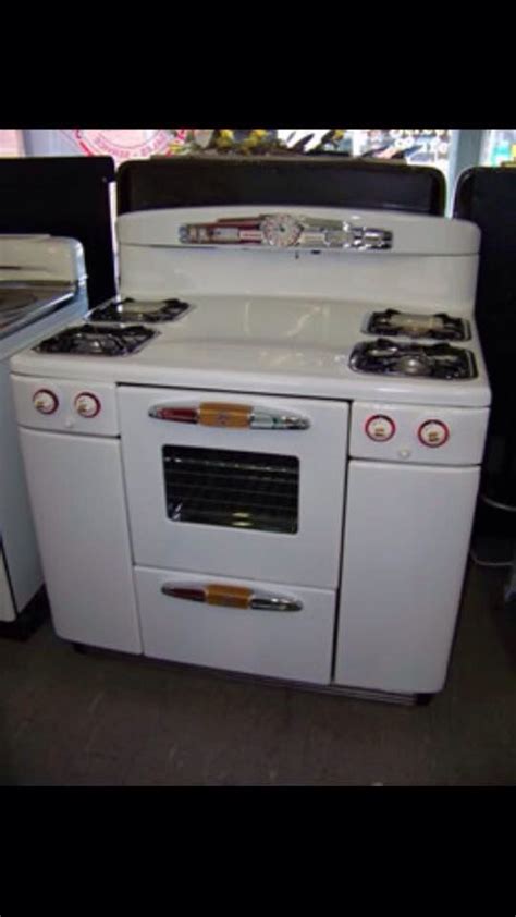 Retro Kitchen Stove Like The One I Remember From Childhood Retro