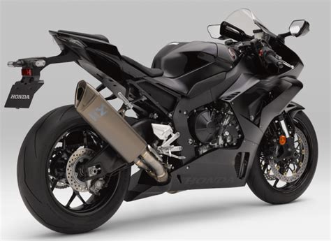 The 2020 honda cbr400r comes with the. All-new 2020 Honda CBR1000RR-R & SP Overview + Full Specs ...