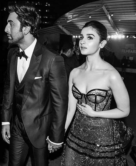 Ranbir Kapoor And Alia Bhatt Look Fabulous Bollywood Actress Alia Bhatt Strapless Dress Formal