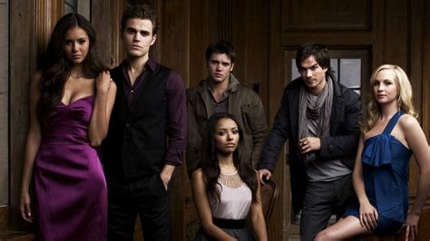 Who Does Elena Choose In Vampire Diaries Season 8 Otakukart News