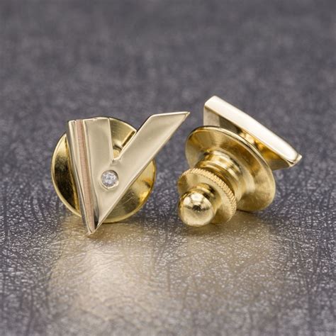 Custom Lapel Pins Wikisilope