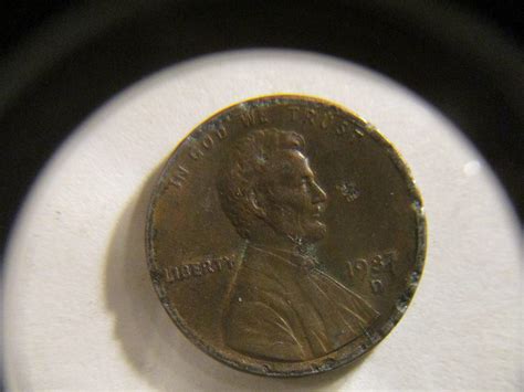 1987 D Lincoln Memorial Cent Small Cents Severely damaged ...