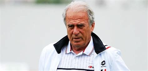 Lig ekiplerinden eskişehirspor'un deneyimli teknik direktörü mustafa denizli, spor toto süper lig şampiyonluğunda beşiktaş'ı avantajı gördüğünü belirterek, bunu bırakmak istemeyecektir. Beşiktaş'ta Mustafa Denizli bombası!