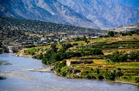 Afghanistan is a landlocked mountainous country located within south asia. Beautiful Afghanistan Landscapes Gallery - Page 2 ...