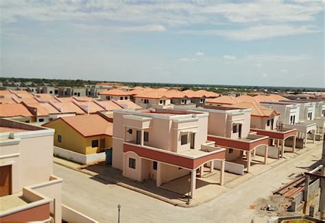 Adam a zango gambara official video. Afritrack constrói casas de sonho no Zango 3 em Luanda ...