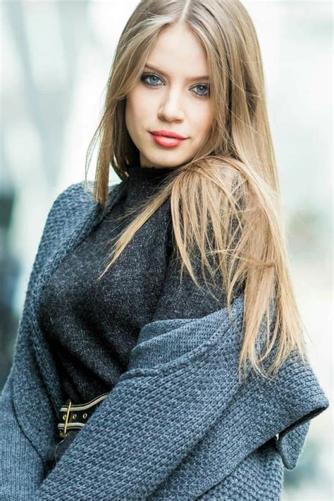 Xenia Tchoumitcheva Beautiful Womens Sweaters Beautiful Women Faces Beauty Girl