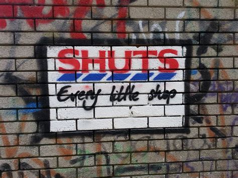 40 Powerful Street Art Pieces That Tell The Uncomfortable