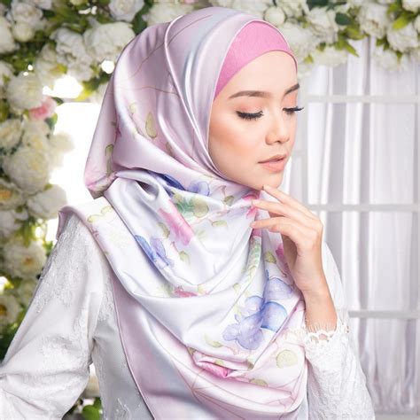 A smile is its sword. edtv: (Sembang) Mira Filzah pengacara baharu Nona 2018