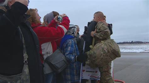 Red Arrow Soldiers Return To Wisconsin After Year In Afghanistan Wluk