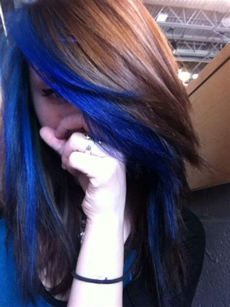 Blue Bangs And Brown Hair Hair Beauty Hair Inspo Hair