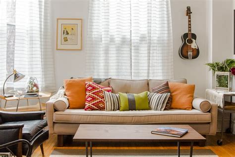 9 Small But Powerful Updates You Can Make To Your Living Room In An