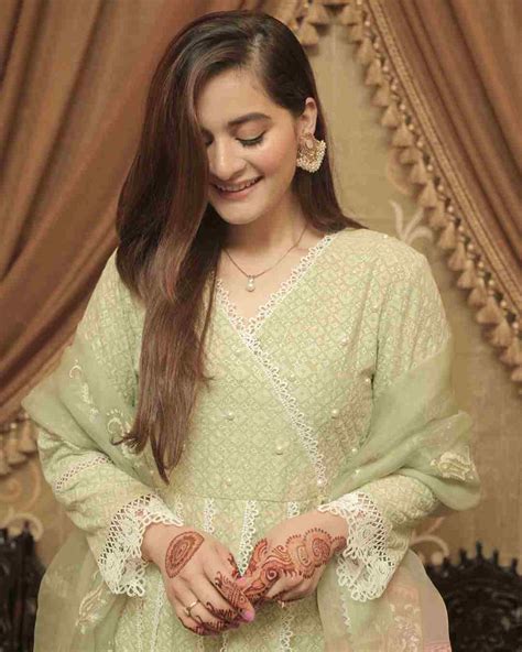 Aiman Khan Biography A Girl With The Cutest Smile Best In Pakistan