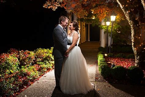 6 Factors To Consider Inside A Wedding Professional Photographer Tomirri Photography