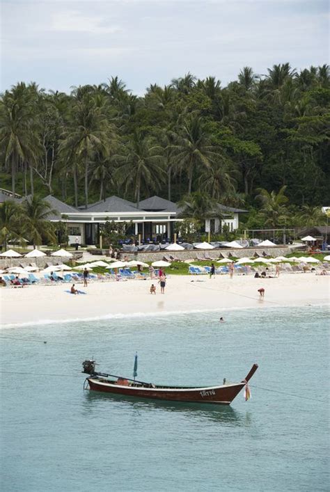 Raya Bay Beach Patong Thailand By Smaku Vacation Places Places