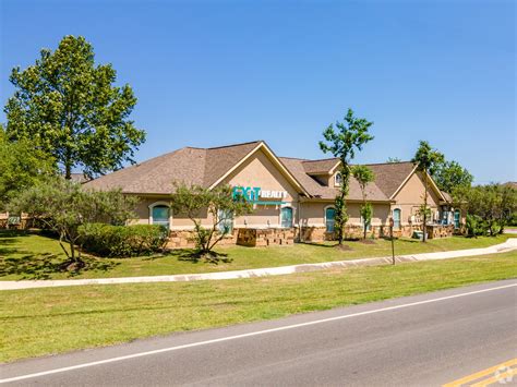 1619 E Common St, New Braunfels, TX 78130 | LoopNet