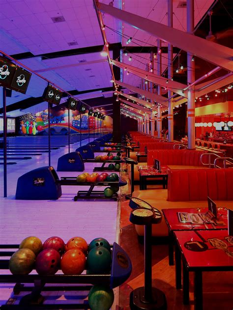 Grab a lane, snag a billiards table, hit the arcade, and so much more! Bowling Alley, Sports Bar & Lounge in Miami | Bowlero