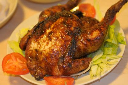 Lumuri ayam dengan bumbu, diamkan minimal30 menit. Cara Membuat Ayam Panggang | Resep Ayam