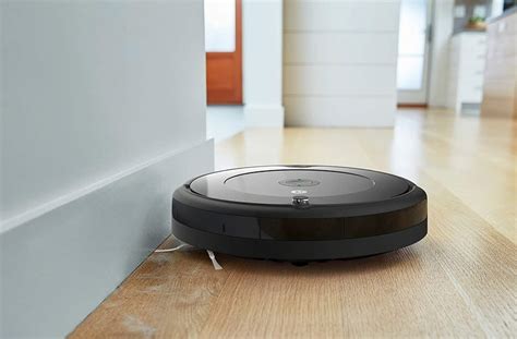 The 9 Best Robotic Vacuums For Hardwood Floors In 2022