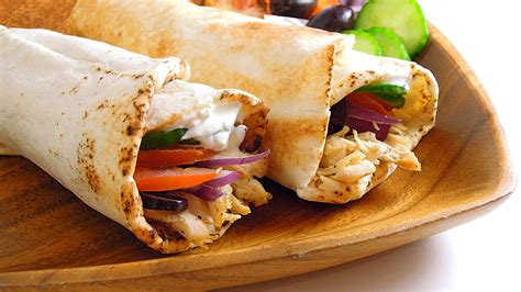 Greek Chicken Pita Wrap Recipe