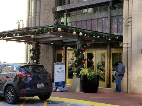 It's beginning to look a lot like Christmas. : r/baltimore