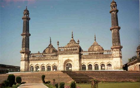 Terletak di mekkah, arab saudi, masjid ini jadi masjid bergaya mughal ini dibangun pada 1656 pada masa pemerintahan kaisar mughal shah jahan. 10 Masjid Terbesar Di Dunia | Iluminasi