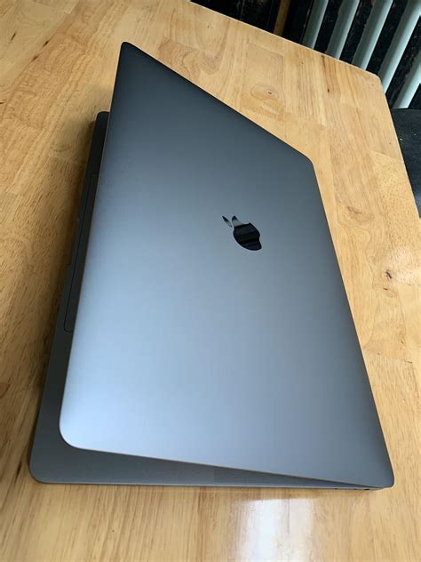 Macbook Pro 15 Inch 2019 I9 23g 16g 512g Amd Pro 560x Laptop Cũ