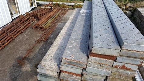 Used Kwikstage Scaffolding Plus 40 Metal Boards In Lanark South