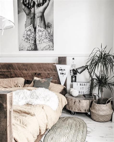 25 Easy Tips On How To Stunningly Style Scandinavian Bedroom Décor