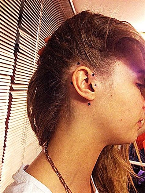 Cara Delevingne Tattoos Supermodel Shows Off Striking