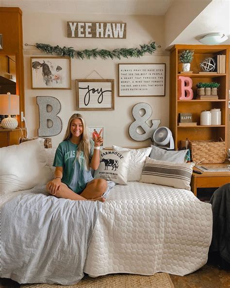Texas Tech Dorm Room Transformation In 2020 Dorm Room Designs College Bedroom Decor Dorm