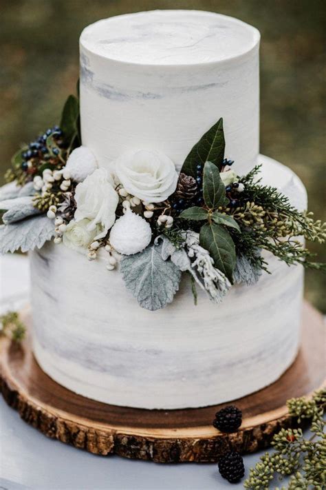 Winter Wedding Cakes 30 Mouth Watering Ideas Uk Hitched