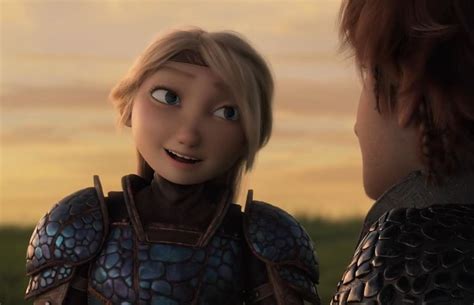 Awe Astrid Looks So Cute Here Hiccup And Toothless Hiccup And Astrid