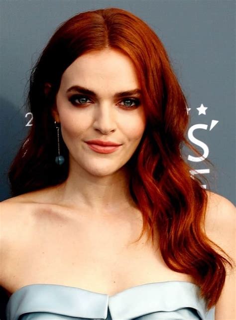 23 Brilliant Red Hairstyles For The Blue Eyed Beauties