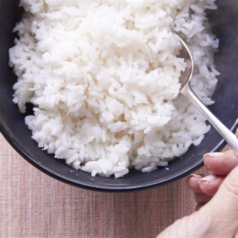How To Cook Perfect Rice On The Stove — The Mom 100