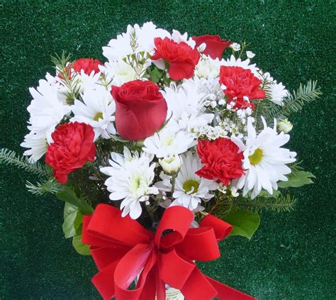 42c Beautiful Bouquet For Valentines Day National Floral Design