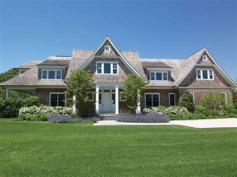 Hamptons Style Homes Ready To Kick Off 2012 With A New Hamptons Home