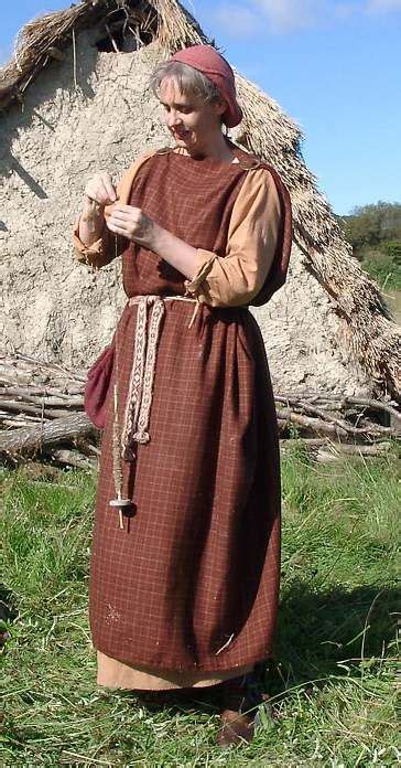 Anglo Saxon More Anglo Saxon Clothing Celtic Clothing Medieval