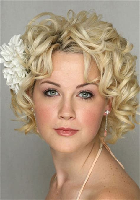 20 Short Curly Updo Hairstyles Hairstyle Catalog
