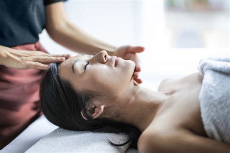 Indian Head Massage Balance Body And Mind