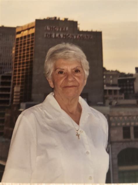 Obituary Of Marie R Maloy Perry Funeral Home Inc Serving Lynbr