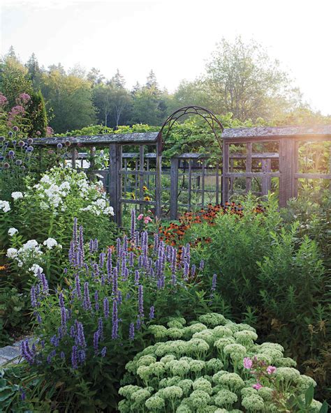 Four seasons floristry is located on kingsway in vancouver bc, canada. Four Seasons Organic Farm | Martha Stewart