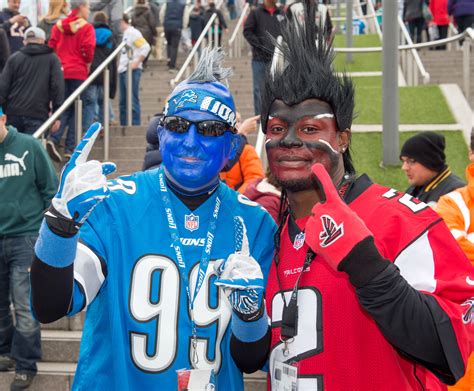 Nfl Fans In England Keep Wearing Ridiculous Costumes To Games For The Win