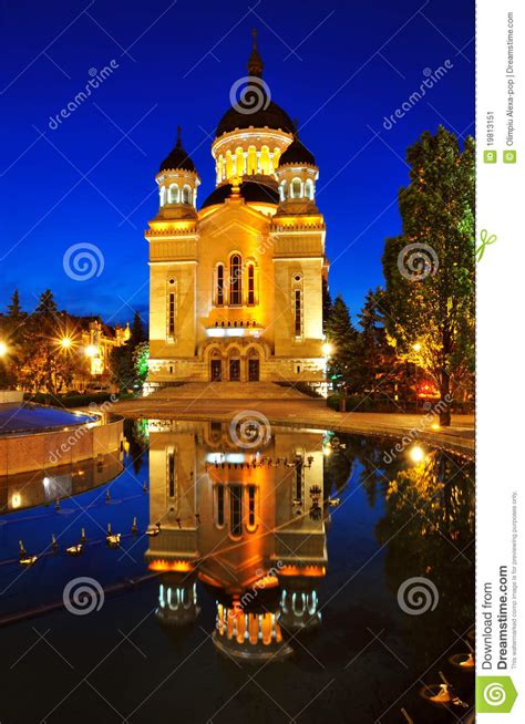 Cluj.ro este cea mai ușoară cale de a descoperi cele mai bune restaurante, cluburi și companii din județul cluj. Night View Of Orthodox Cathedral From Cluj Napoca Stock ...